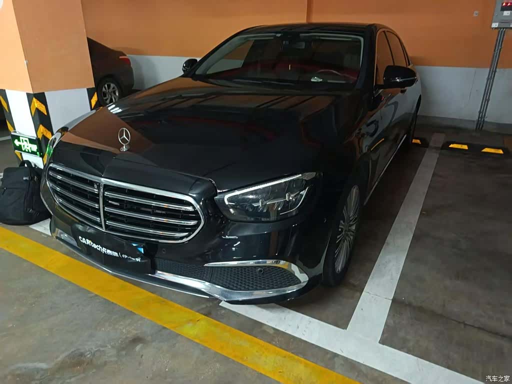 Mercedes-Benz E-Class, 2021 1