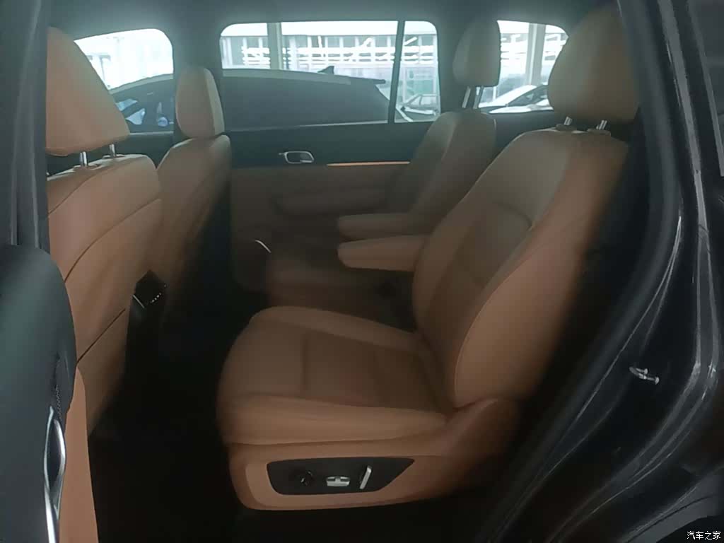 Li Auto ONE, 2023 17