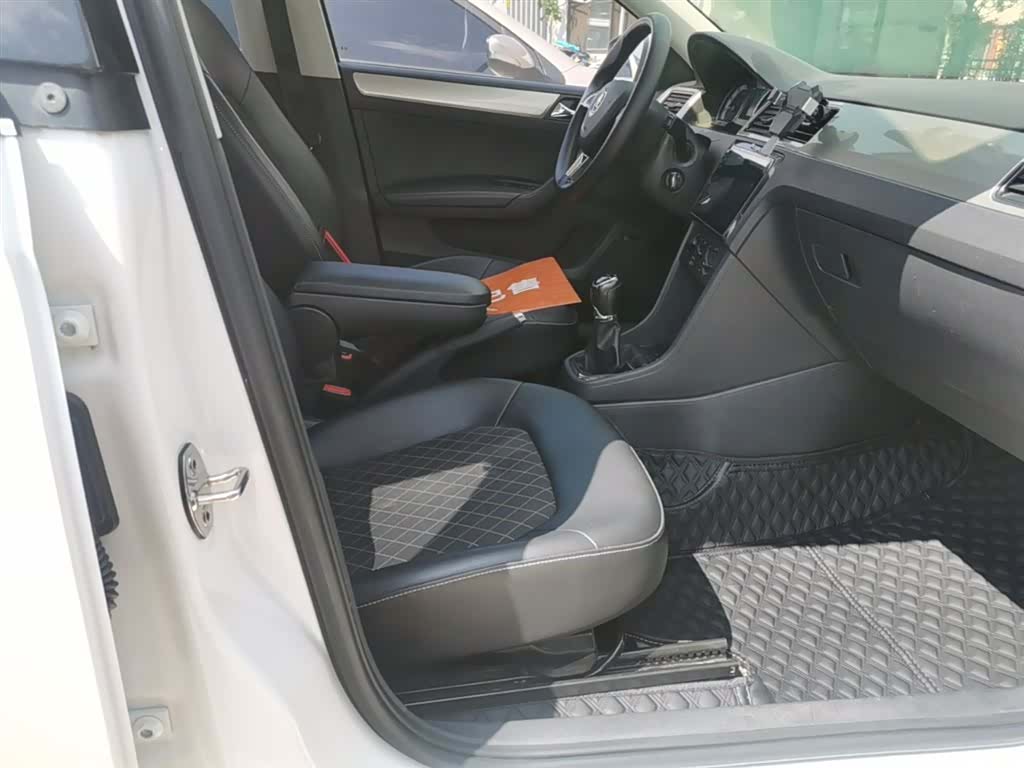 Skoda Rapid, 2021 25