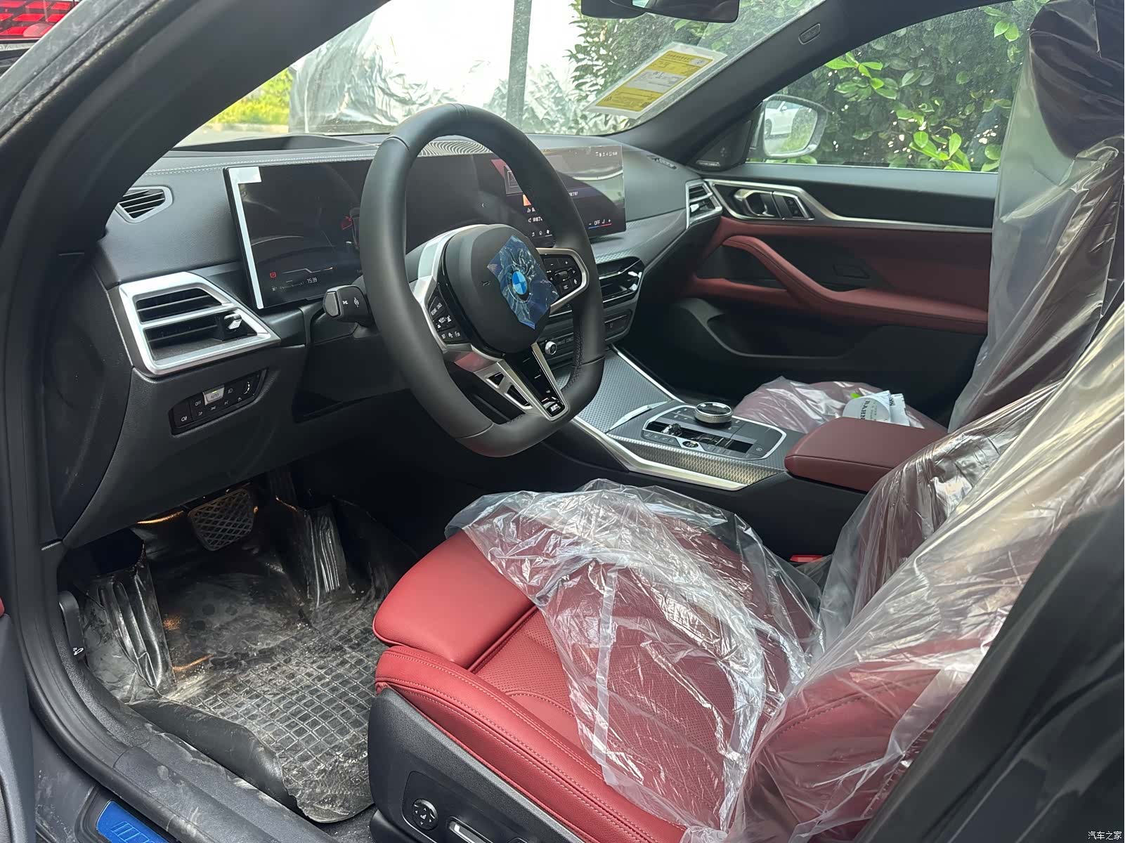 BMW 4 Series, 2026 все фото