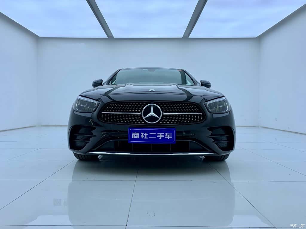 Mercedes-Benz E-Class, 2023 4