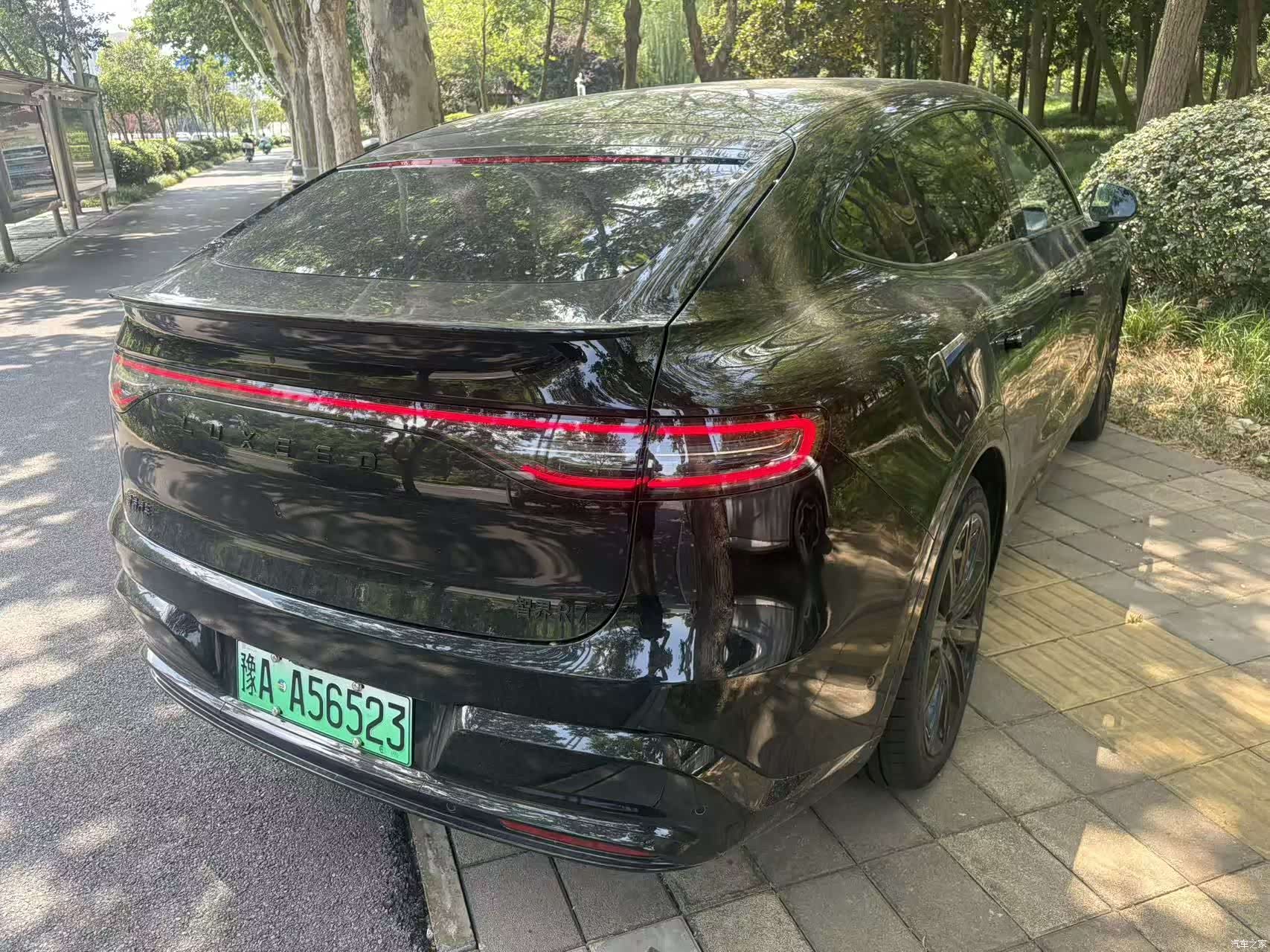 Luxeed R7, 2025 все фото