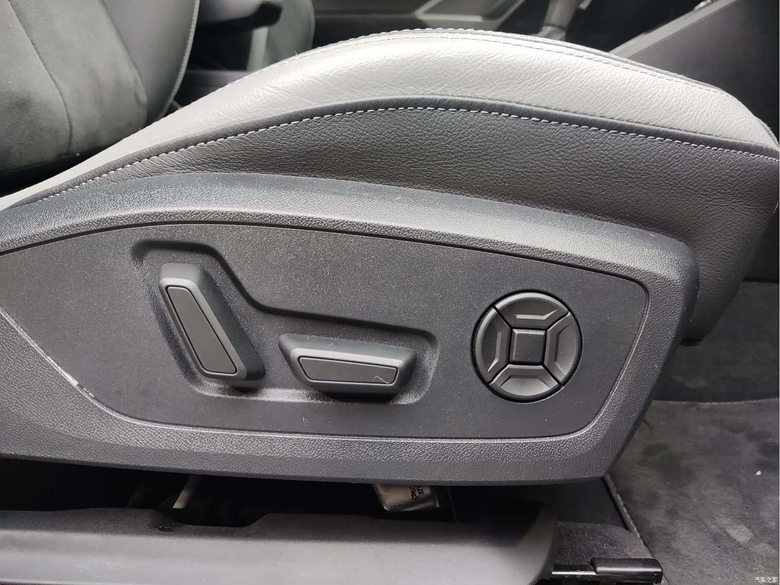 Audi Q3, 2022 15
