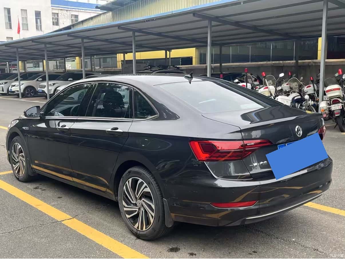 Volkswagen Sagitar, 2022 7