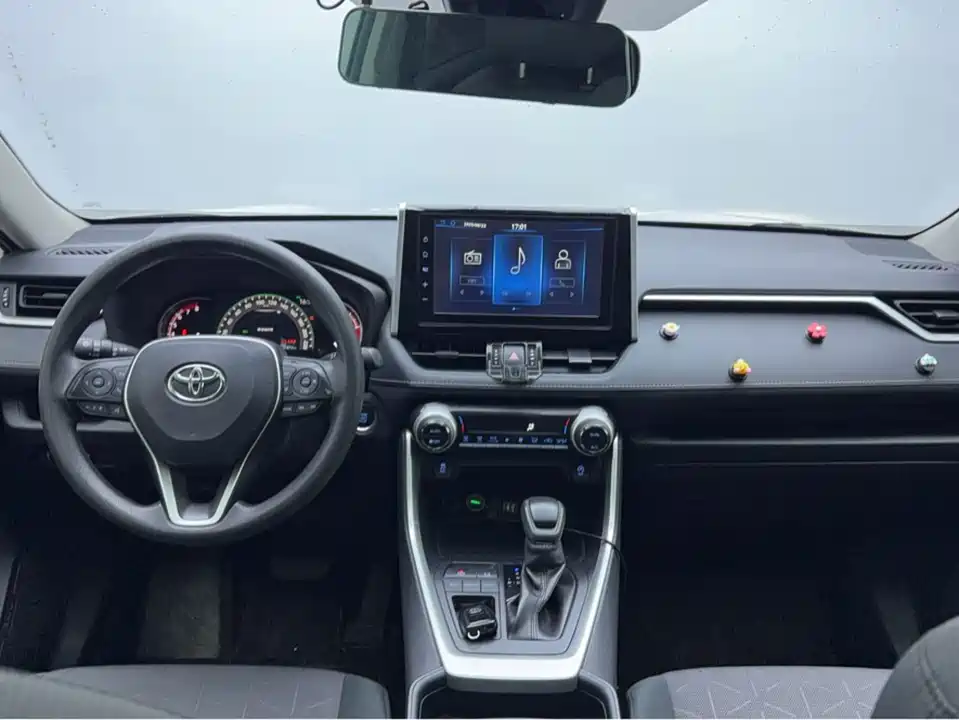 Toyota RAV4 Rongfang