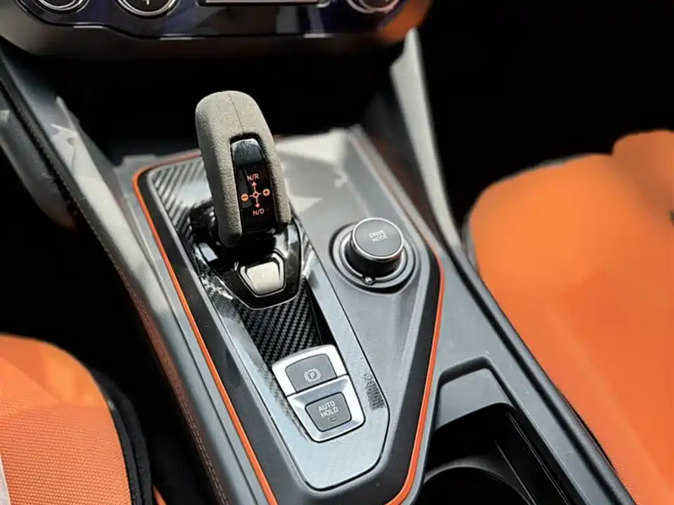 Lynk & Co 02 Hatchback