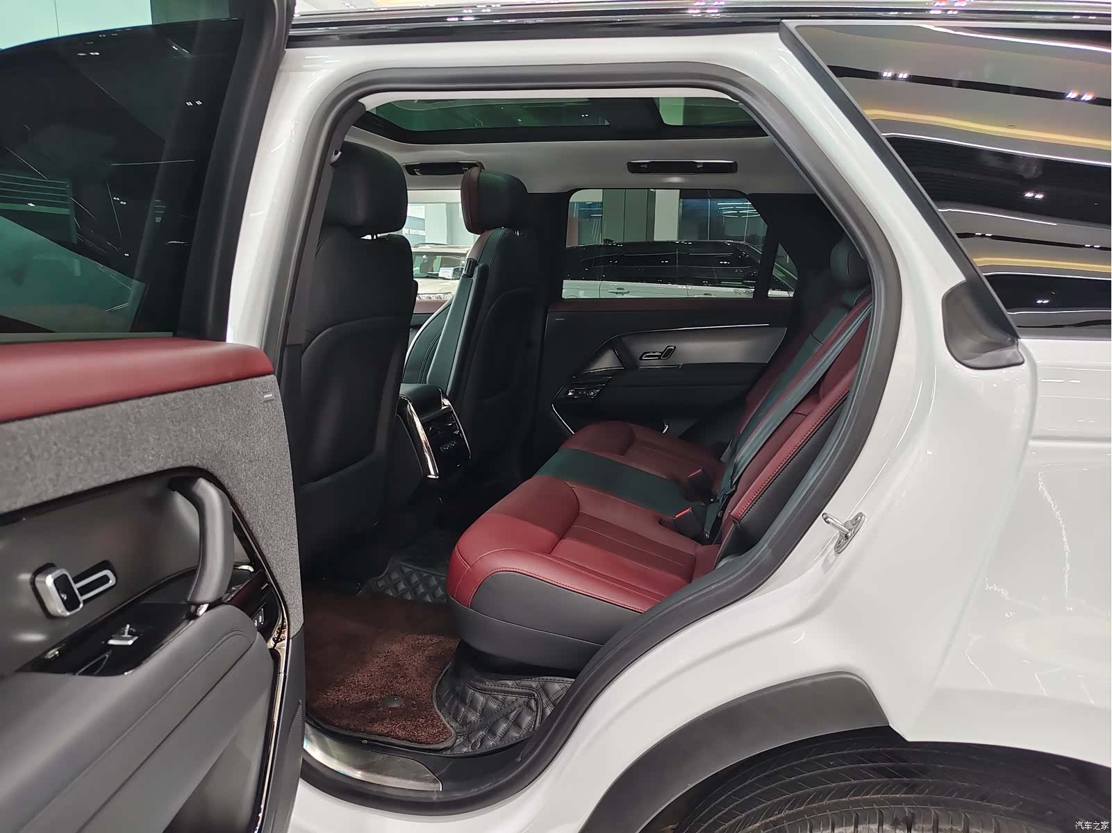 Land Rover Range Rover, 2024 10
