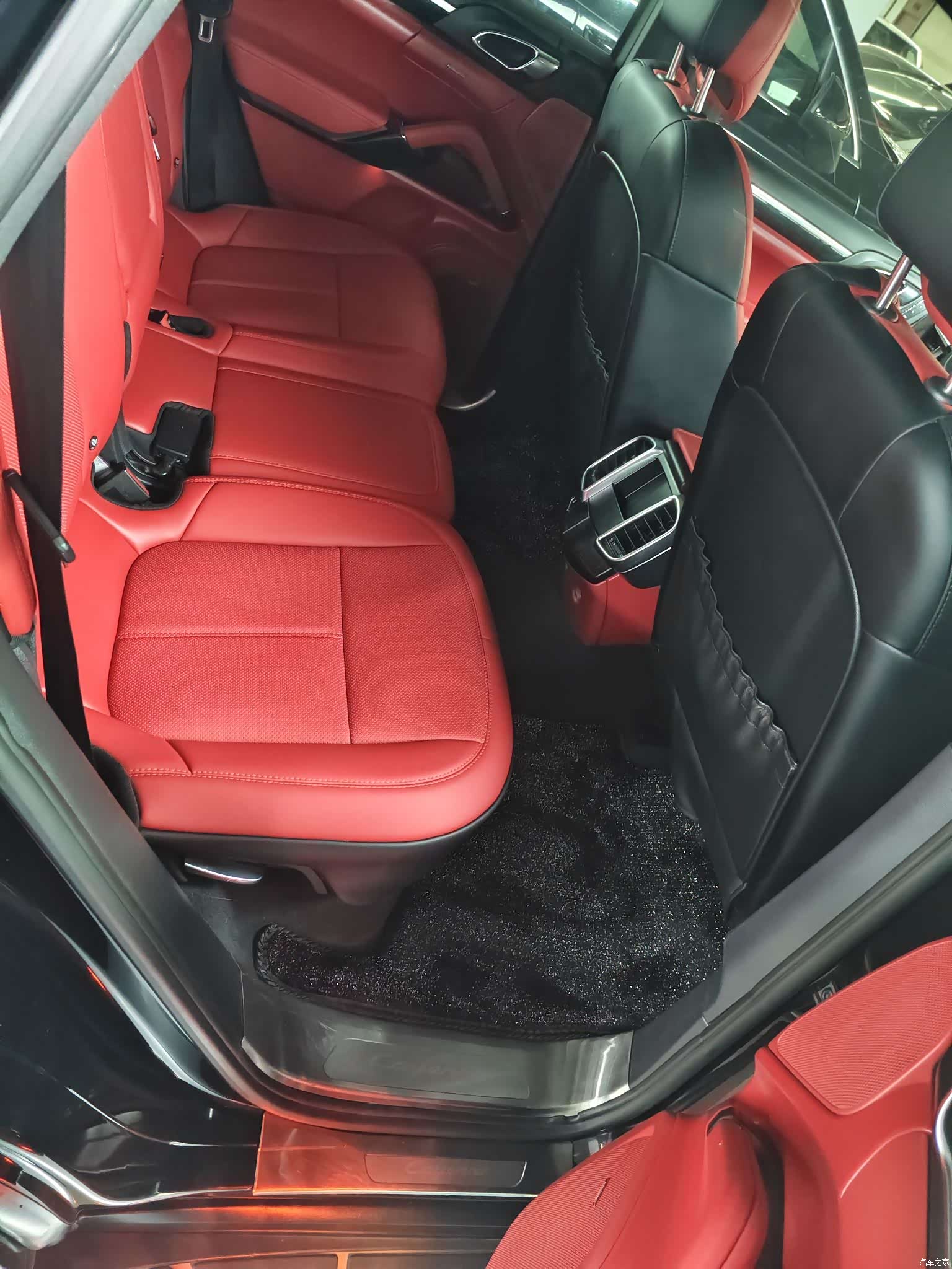Porsche Cayenne, 2012 14