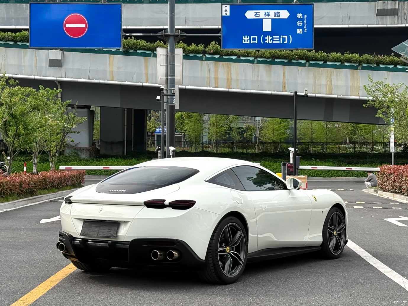 Ferrari Roma, 2024 7