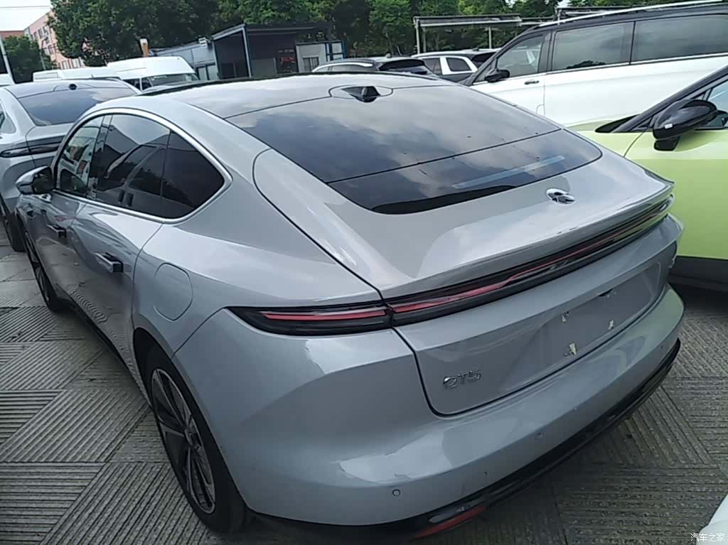 NIO ET5, 2025 все фото