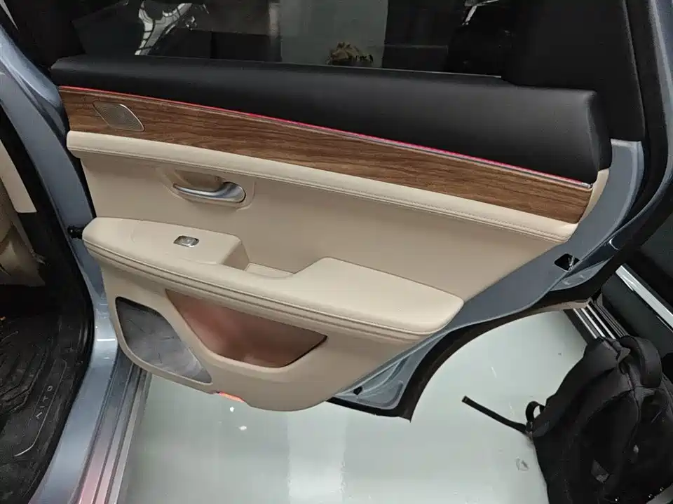 HarmonyOS Ask the world M5