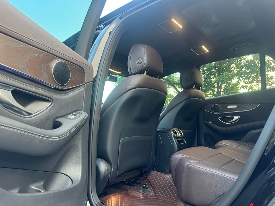 Mercedes-Benz GLC Mercedes-Benz GLC