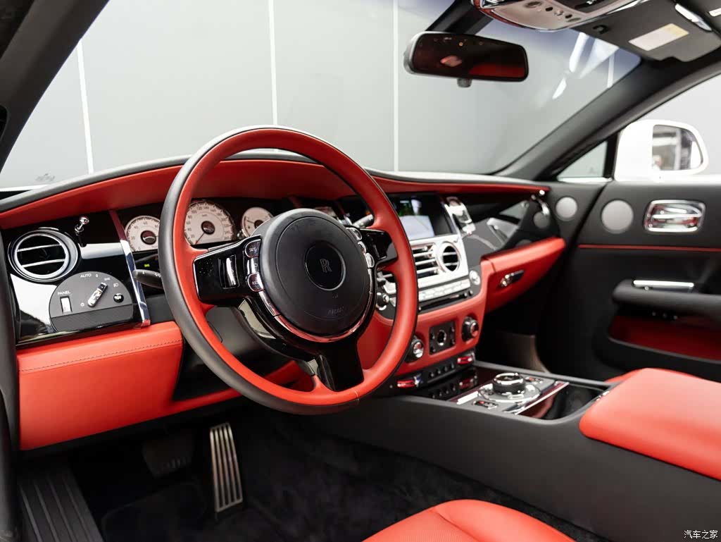 Rolls-Royce Wraith, 2018 11