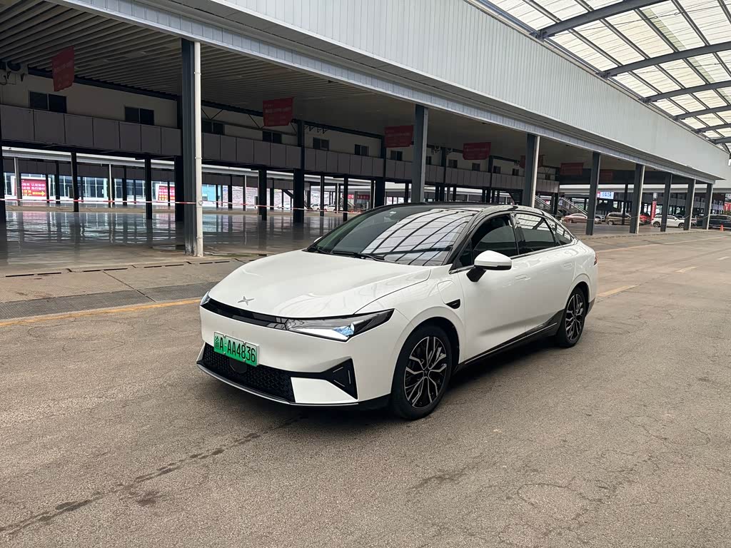XPENG P5
