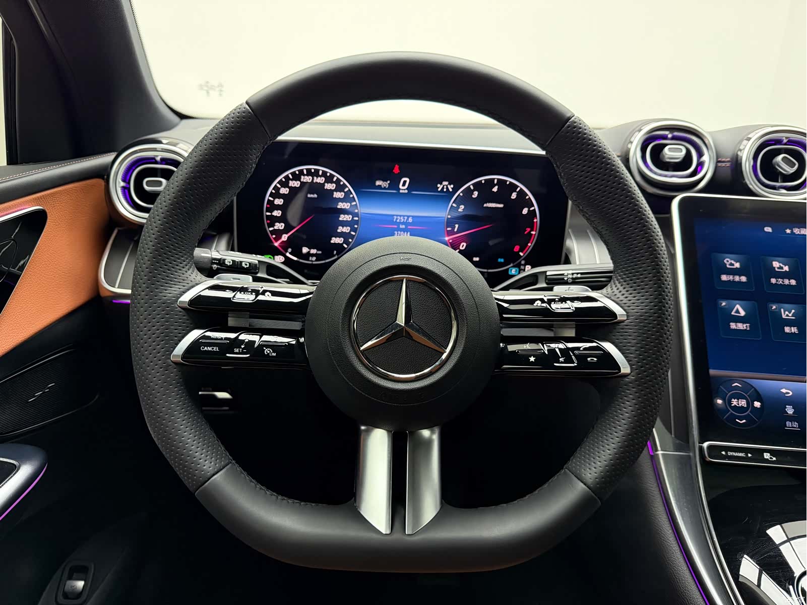 Mercedes-Benz GLC, 2023 8