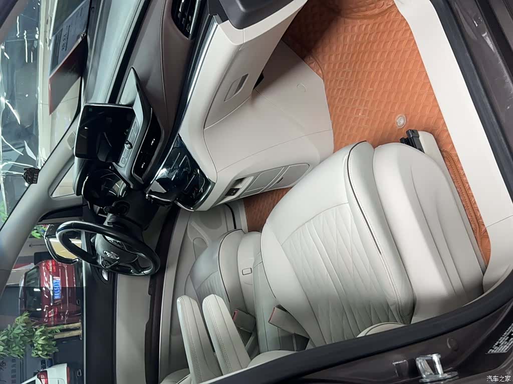 Buick GL8, 2022 9