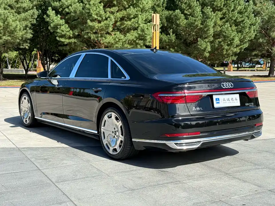 Audi A8
