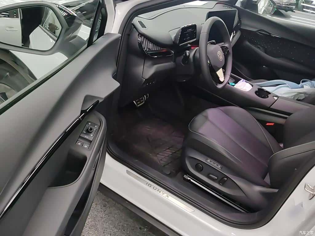 Volkswagen 06, 2025 16