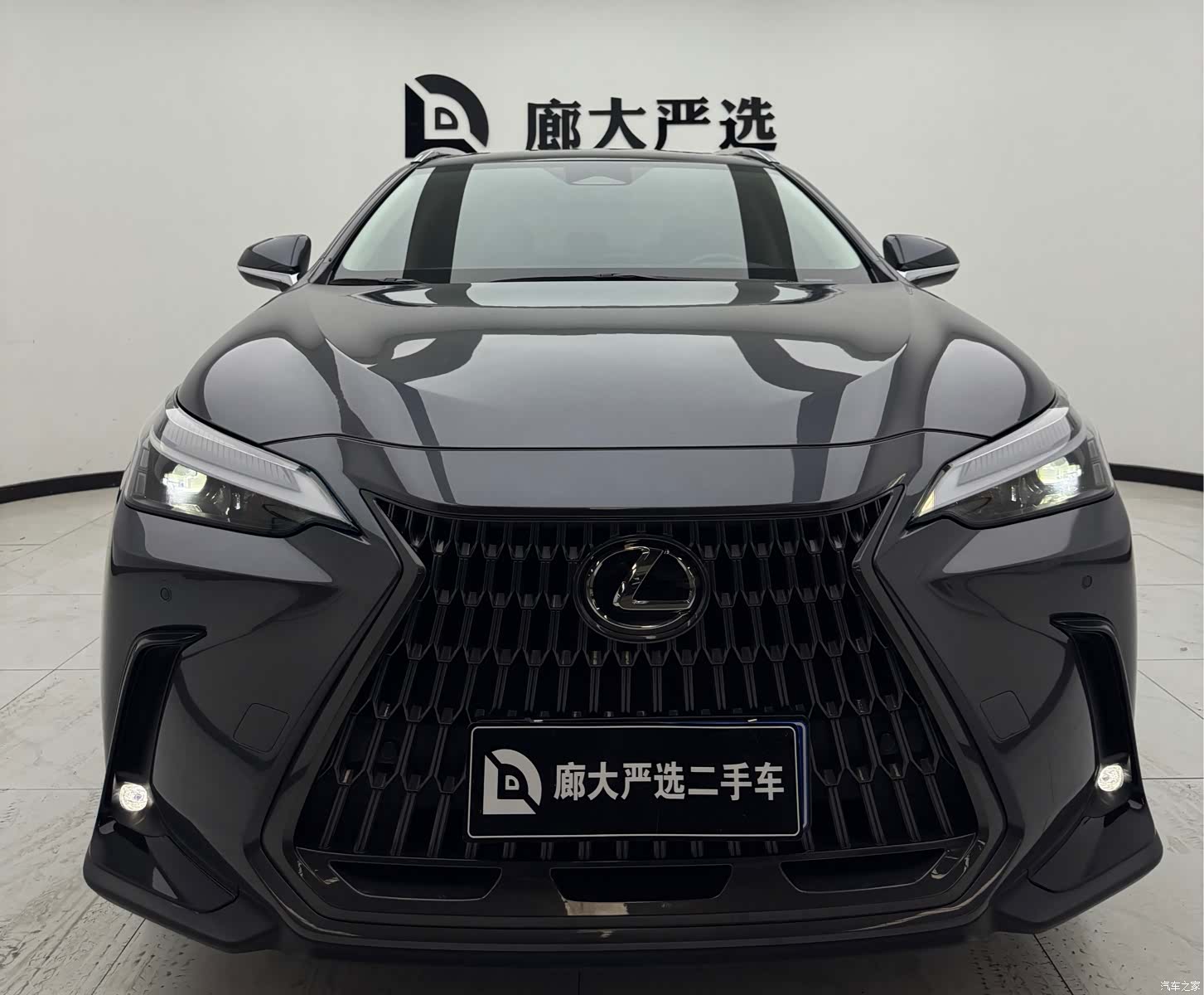 Lexus NX, 2022 2