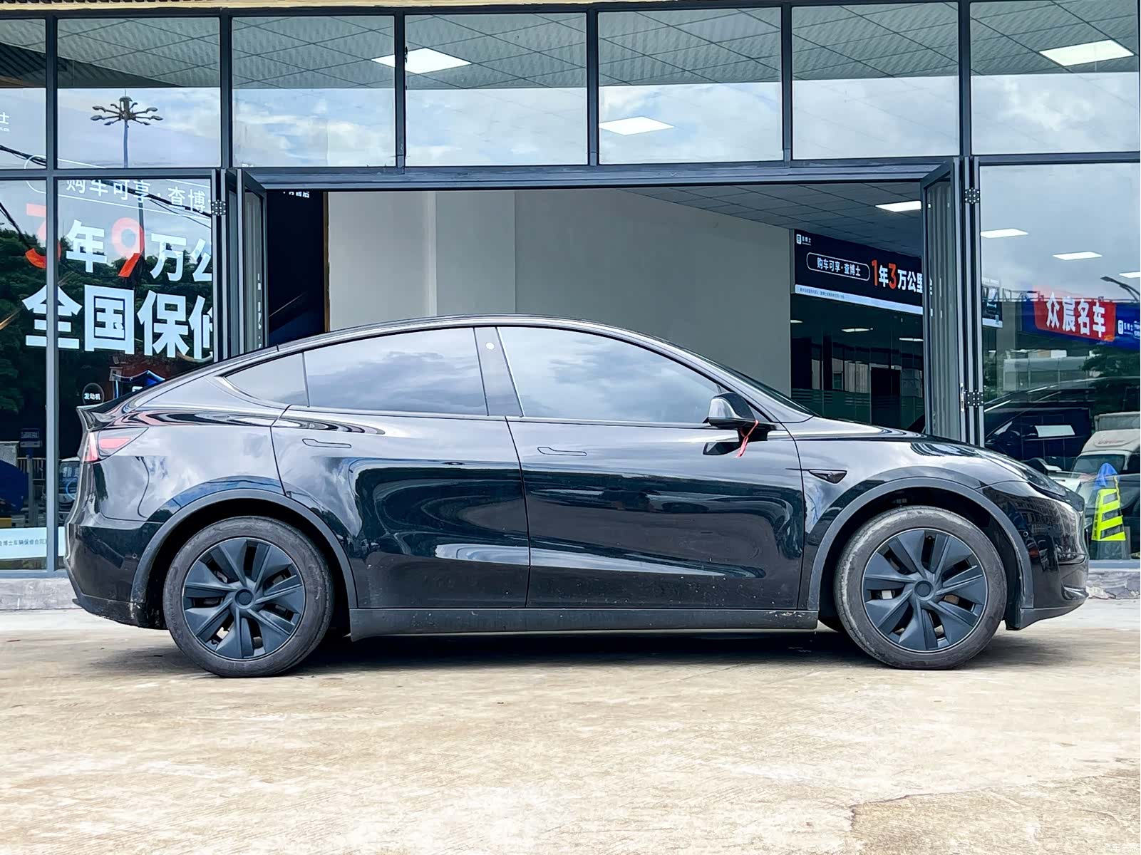 Tesla Model Y, 2024 4