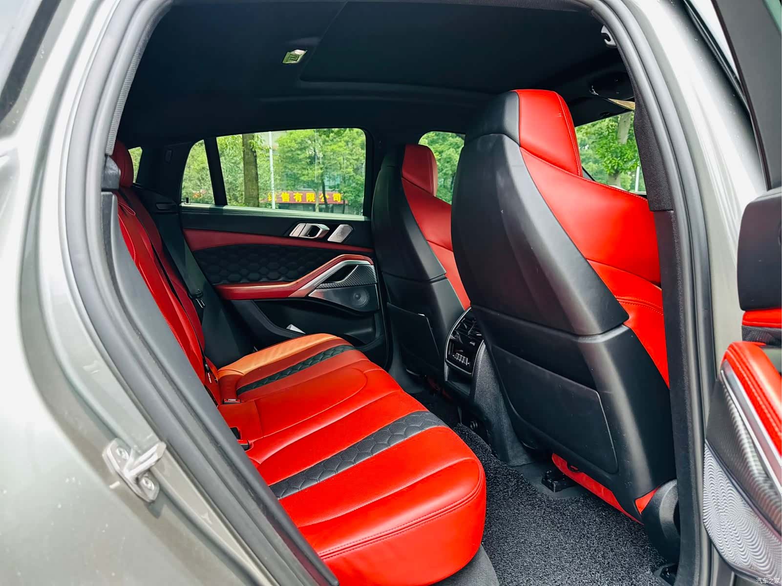 BMW X6, 2022 10