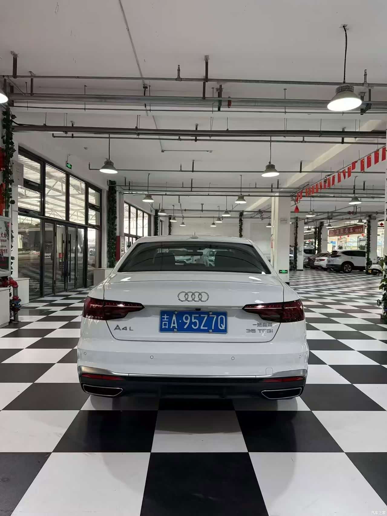 Audi A4L, 2021 6