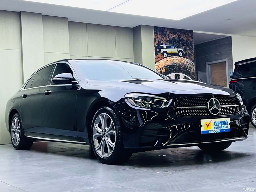 Mercedes-Benz E-Class, 2022 3