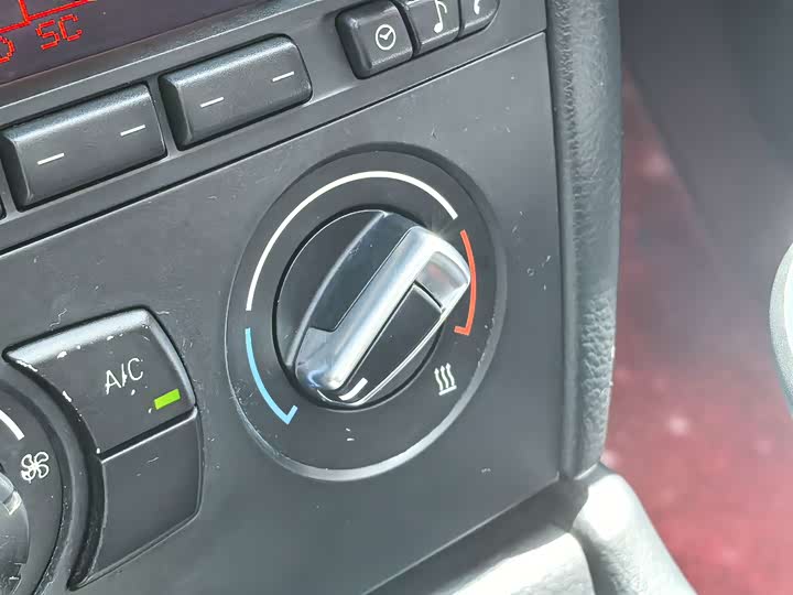BMW X1 2015 sDrive18i shi shang jin ji ban