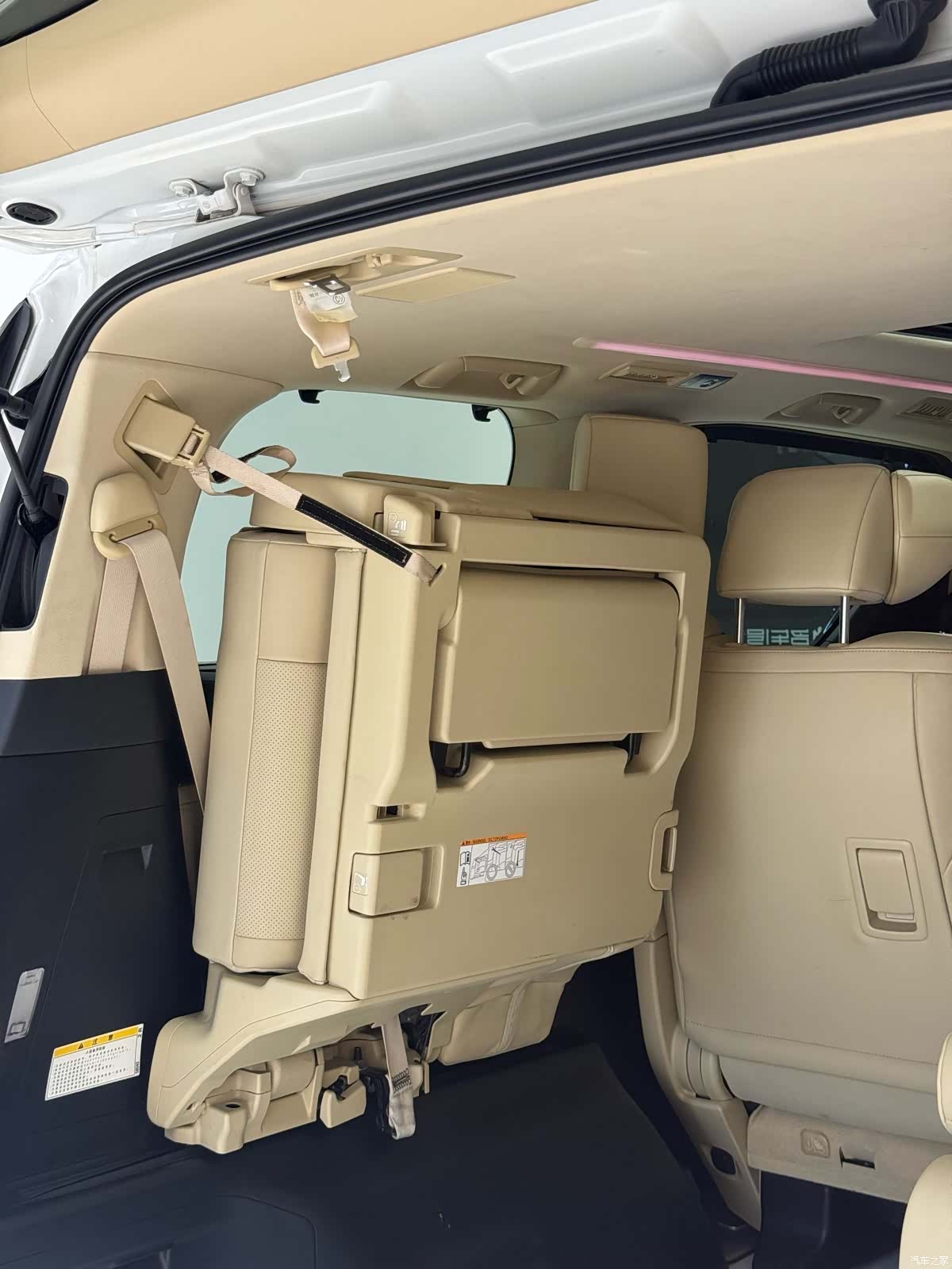 Toyota Alphard, 2016 26