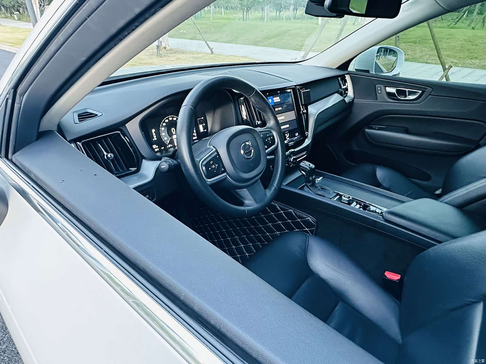 Volvo XC60, 2018 16