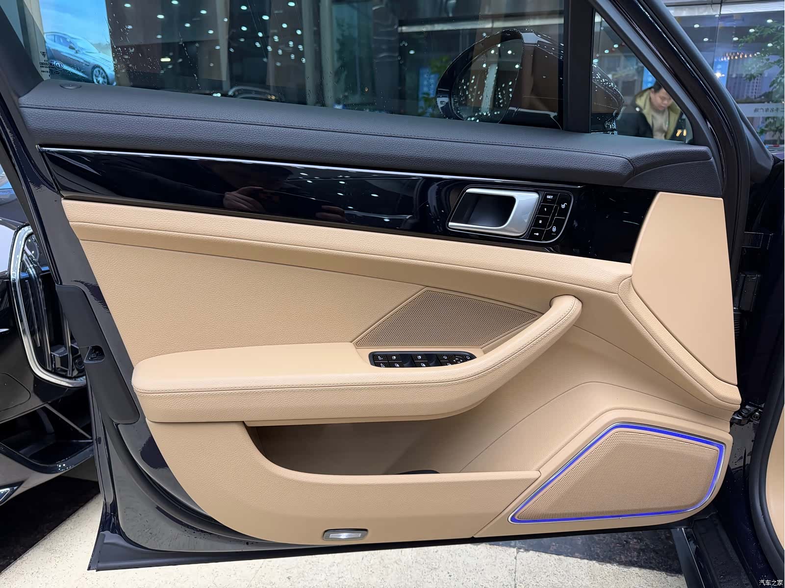 Porsche Panamera, 2018 все фото