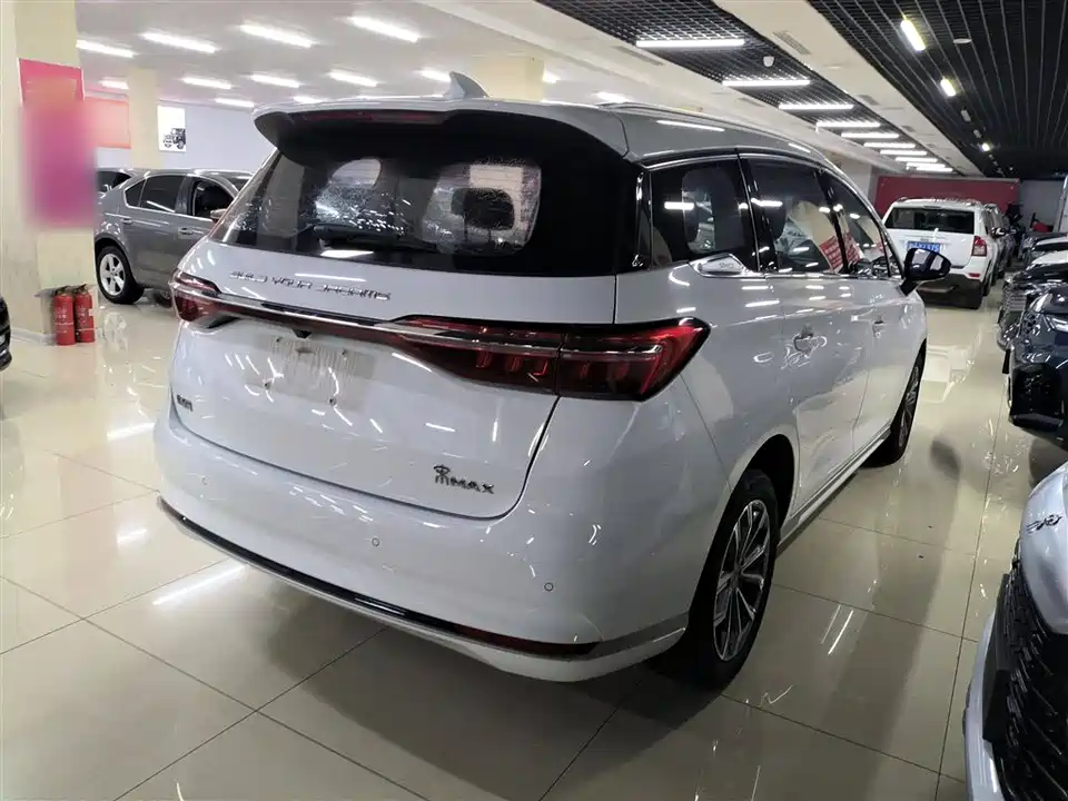 BYD Song MAX