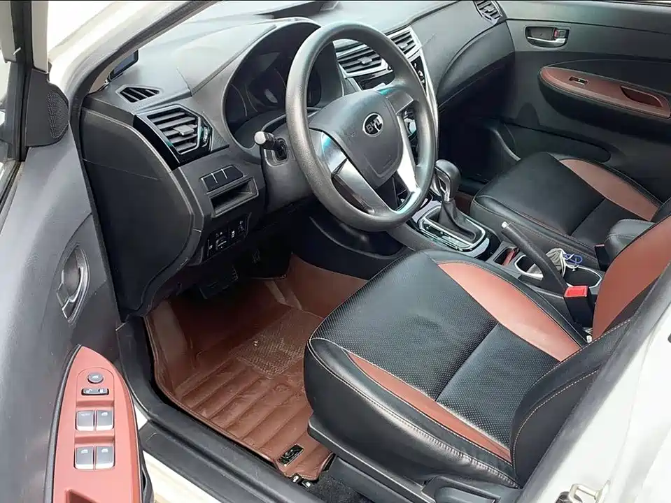 BYD F3