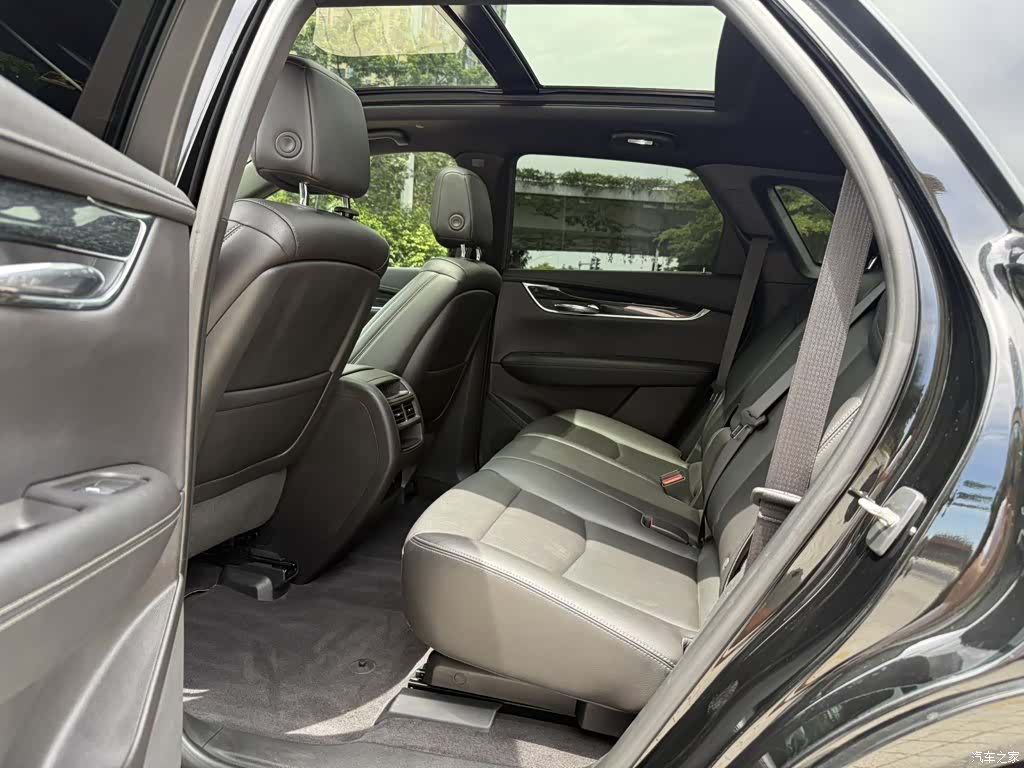 Cadillac XT5, 2020 8