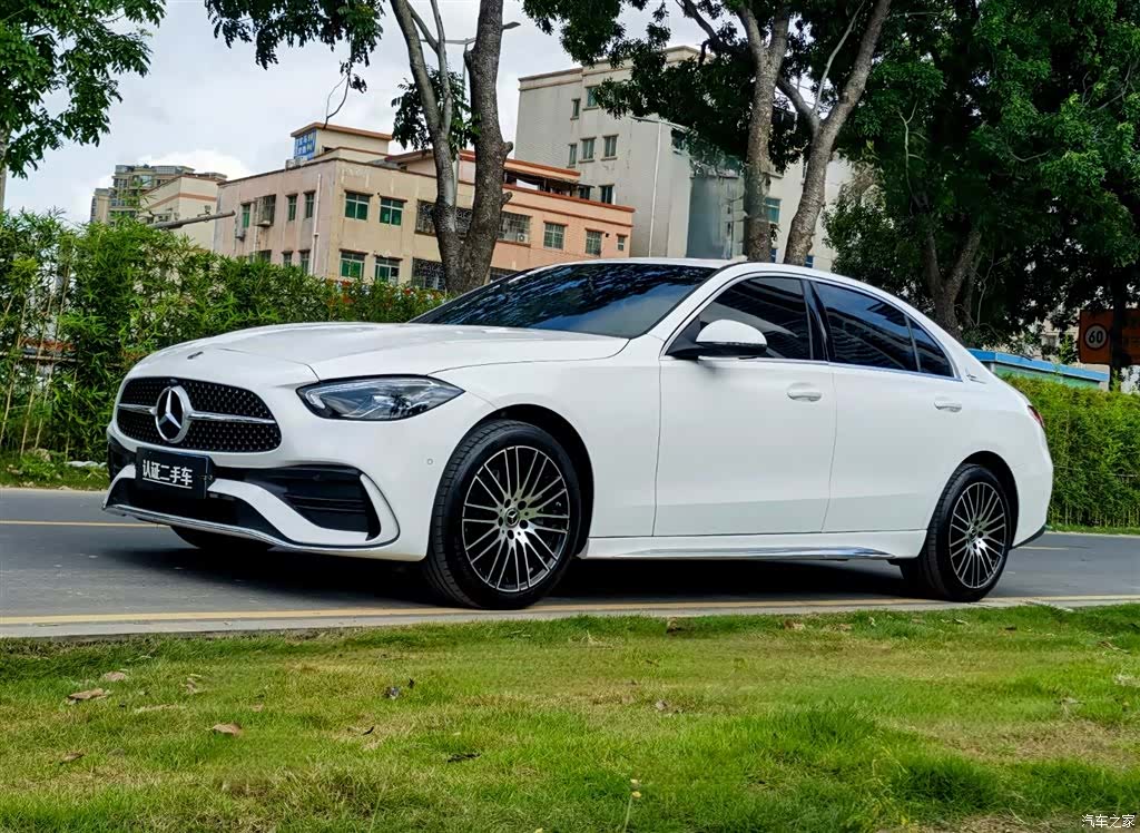 Mercedes-Benz C-Class, 2024 1