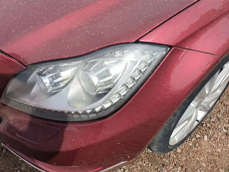 Mercedes-Benz CLS Mercedes-Benz CLS