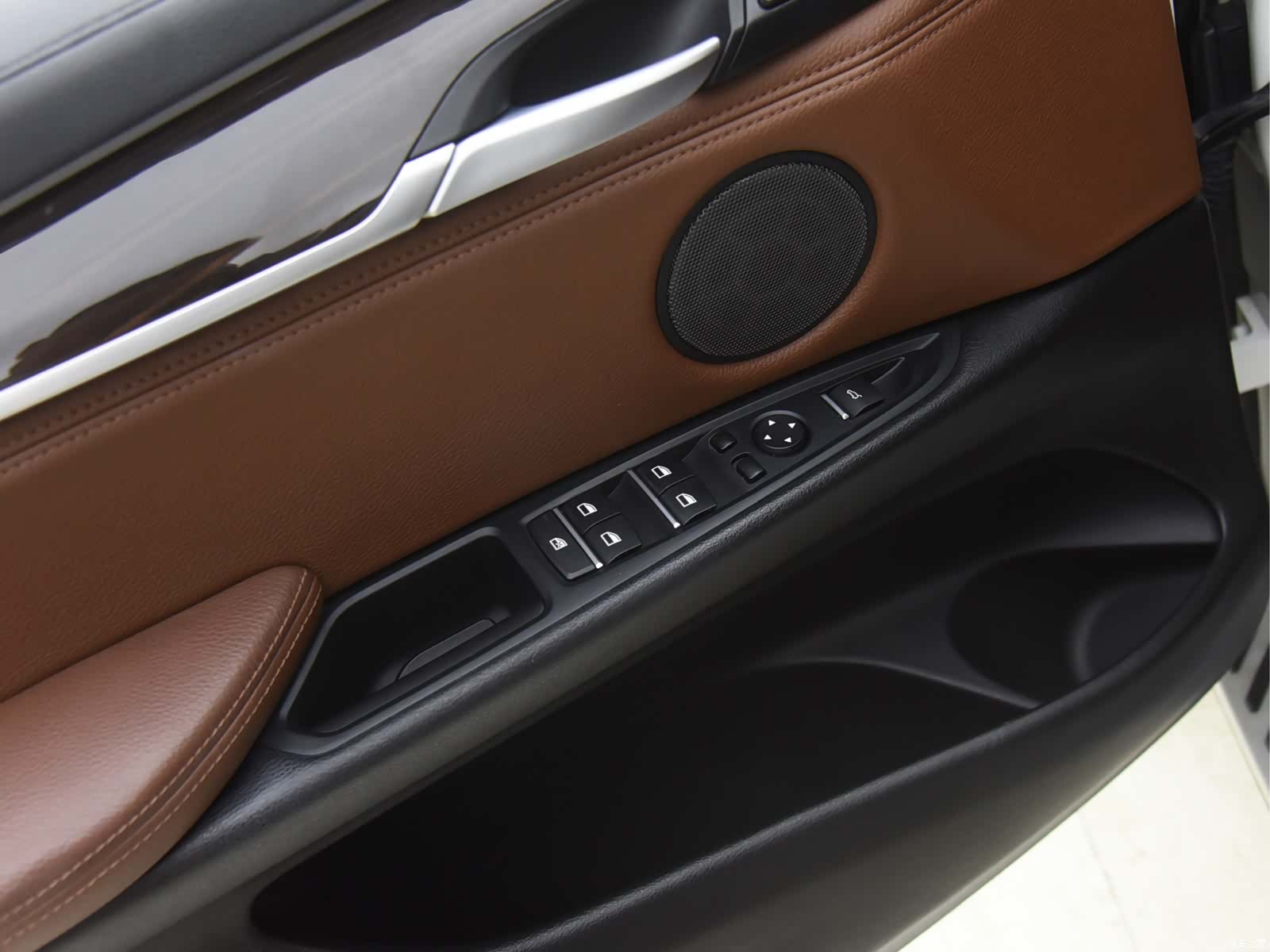 BMW X6, 2015 11