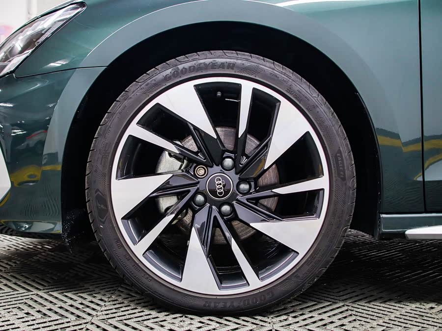 Audi A3 2023, фото 18