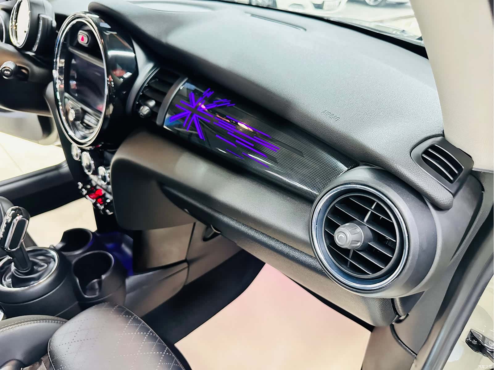 Mini Cooper, 2020 19