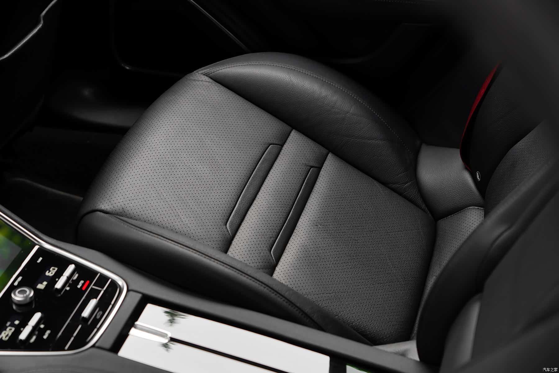 Porsche Panamera, 2018 28