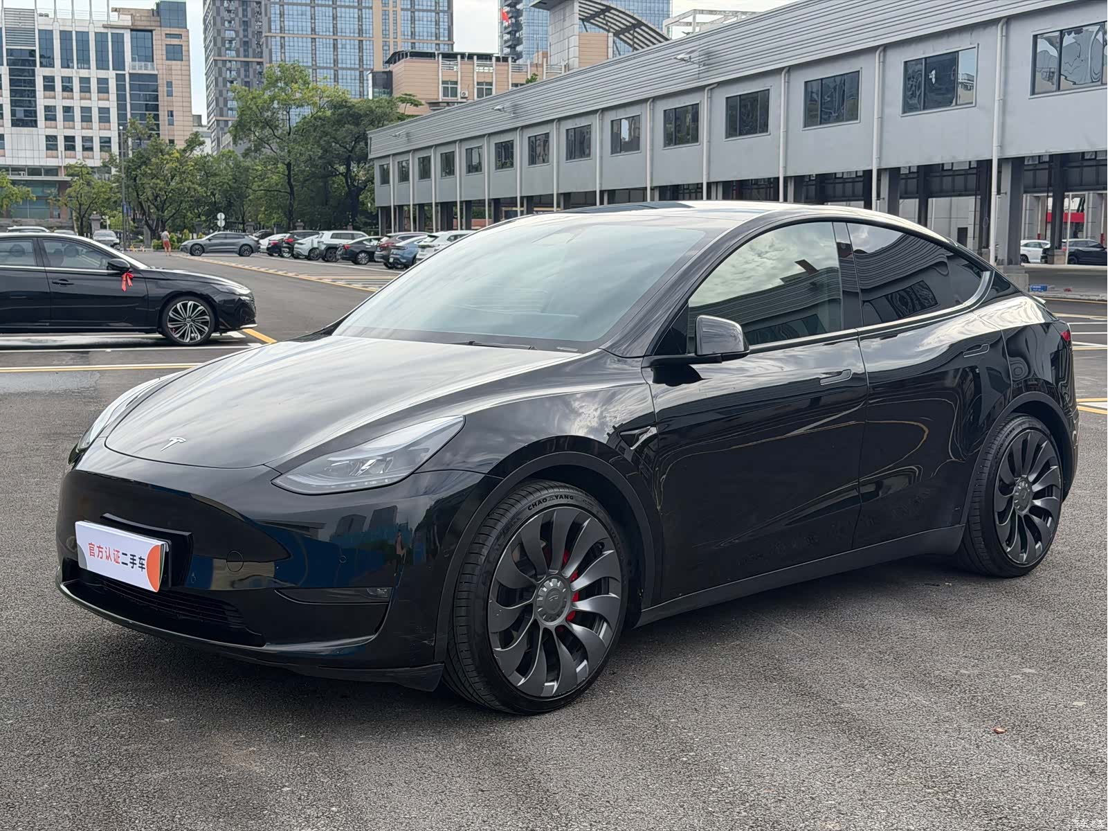 Tesla Model Y, 2024 1