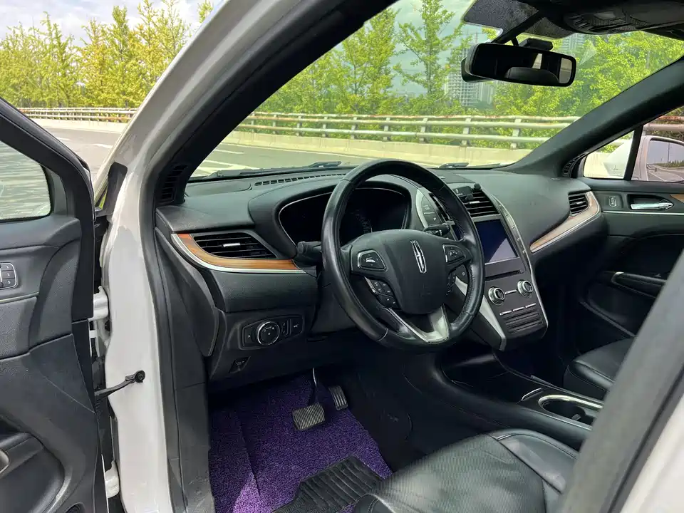 Lincoln MKC