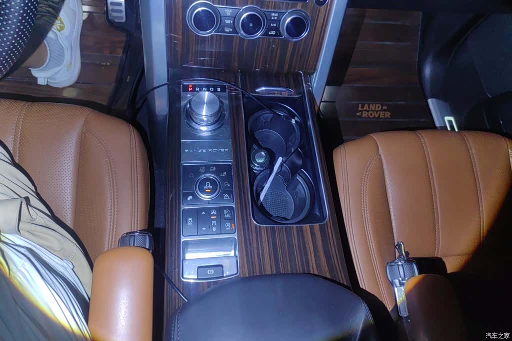 Land Rover Range Rover, 2015 16