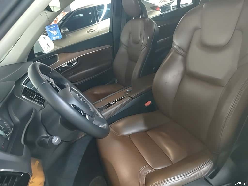 Volvo XC90, 2018 15