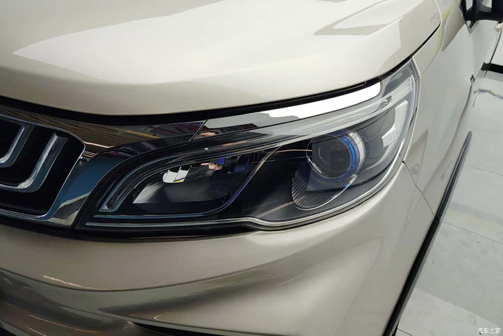 Geely X3, 2021 все фото