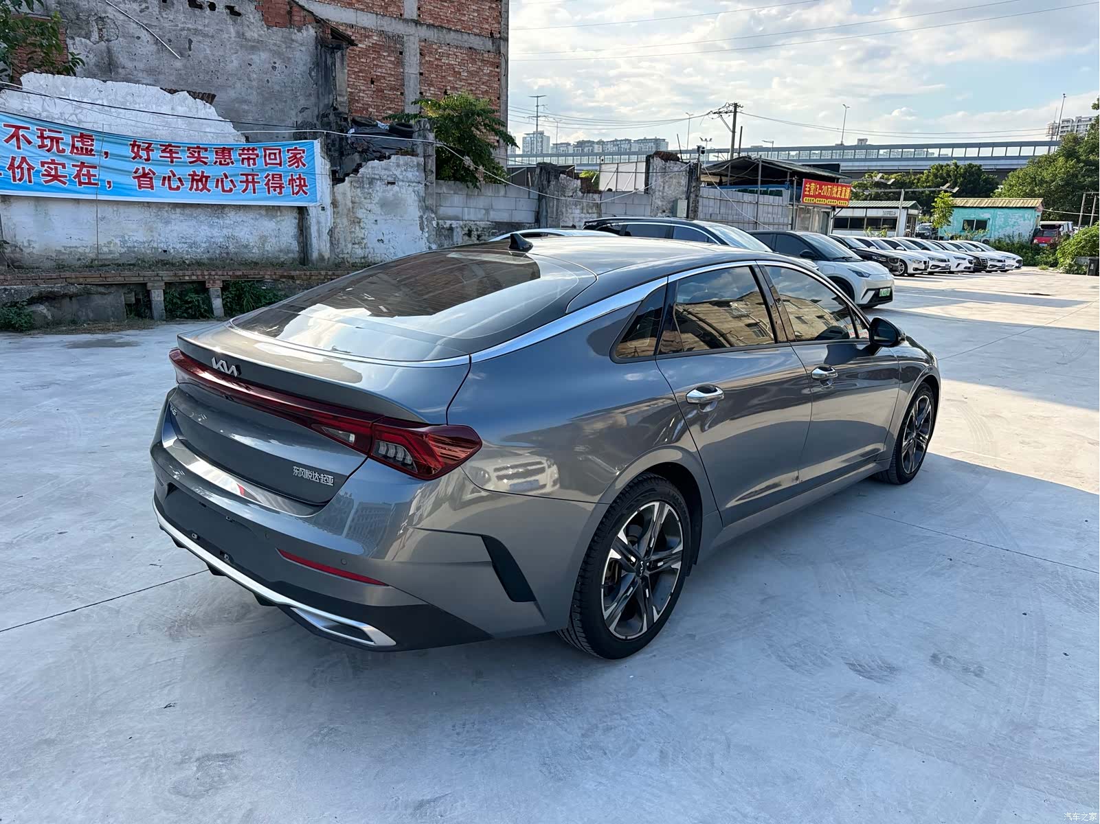 Kia K5, 2022 все фото