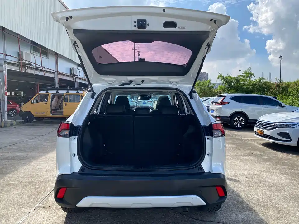 Toyota Corolla Sharp amplifier