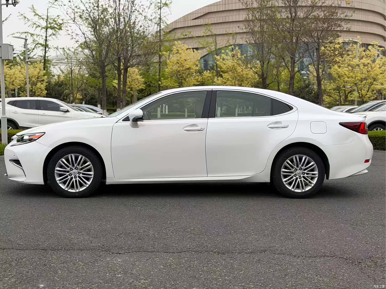 Lexus ES, 2017 2