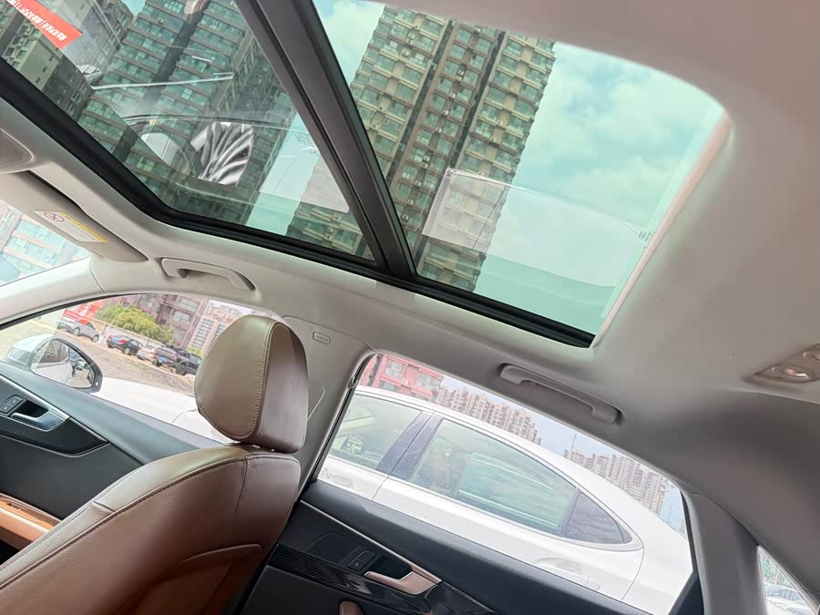 Audi A4L 2019, фото 19