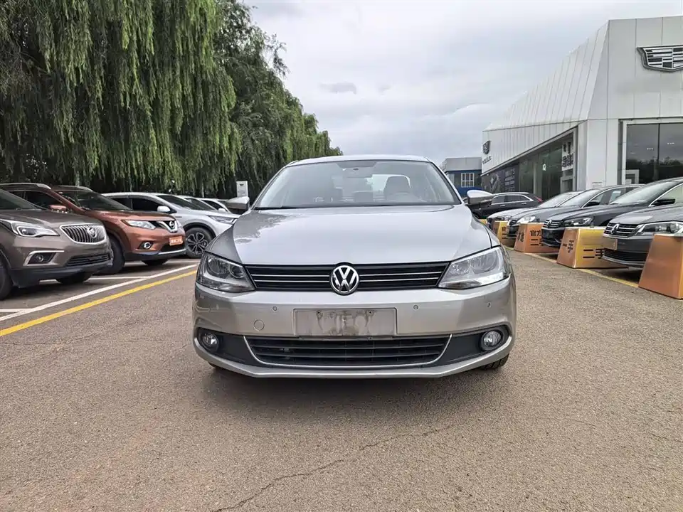 Volkswagen Sagitar Volkswagen Sagitar